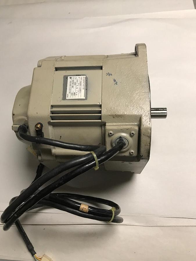 Used Yaskawa,USADED-13YRS11,Servo Motor