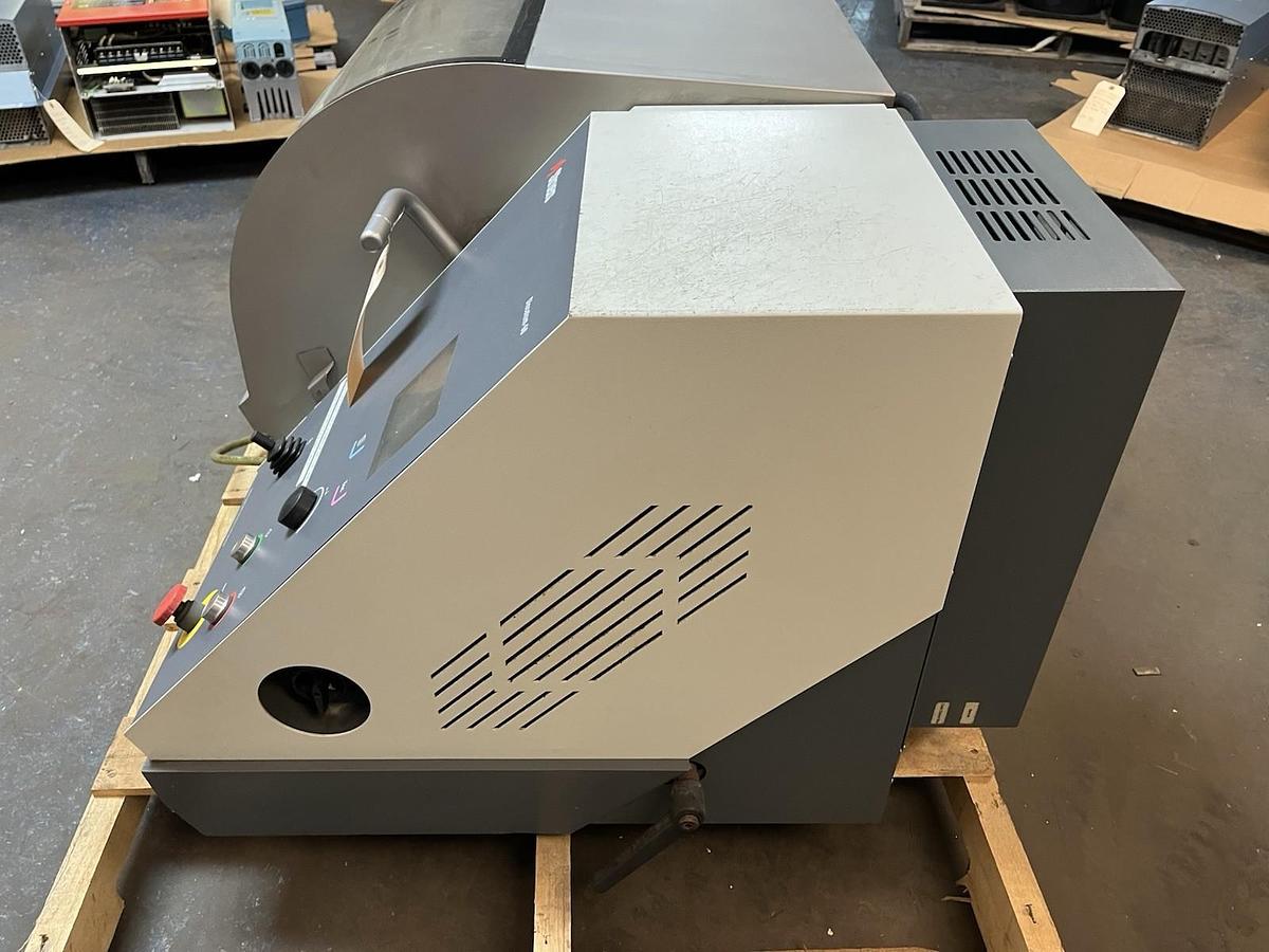 Used STRUERS,05906136,DISCOTOM 60 CUTOFF MACHINE 3PH 220-240V