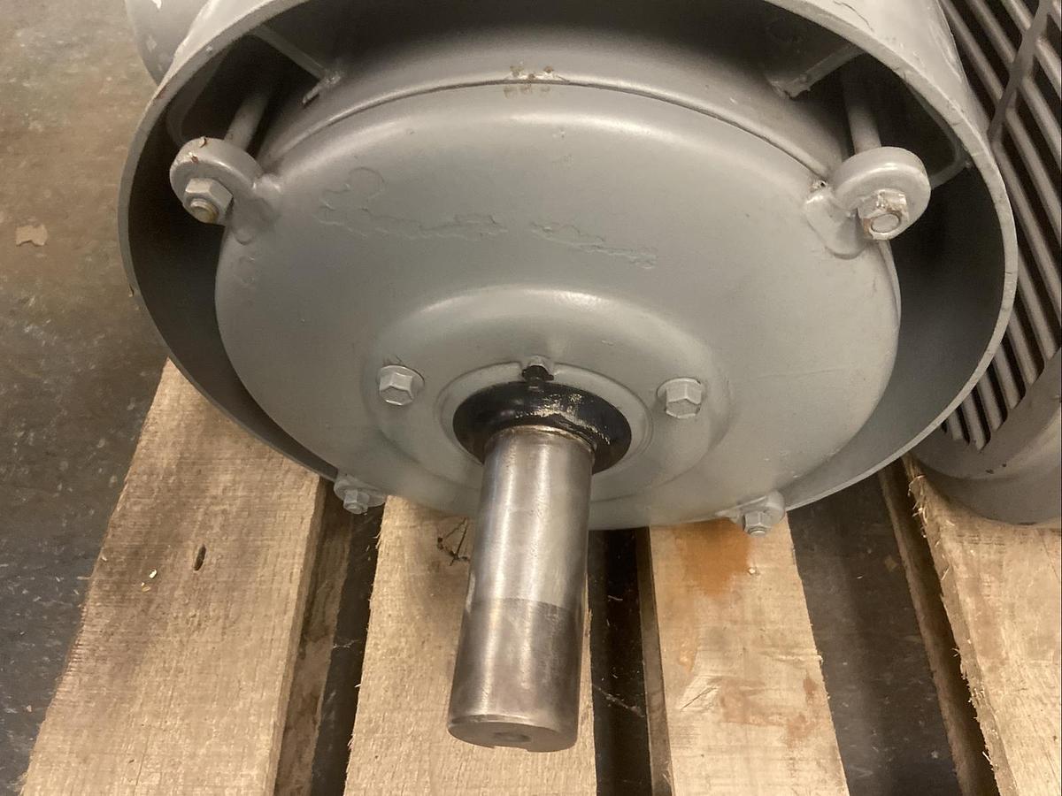 Used Lincoln Electric,Frame 284T TEFC,15Hp MOTOR 1170RPM 230/460V  Refurbished