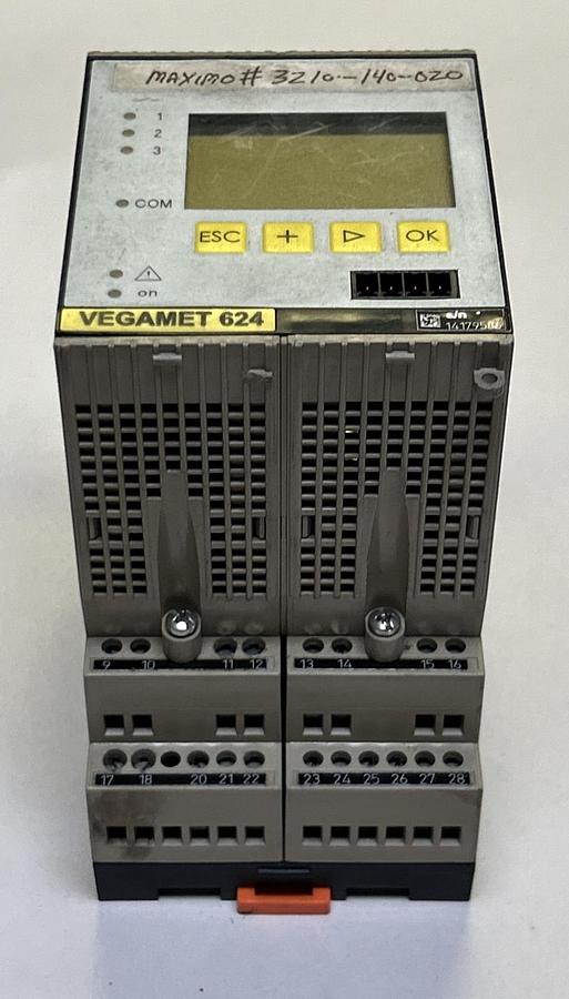 Used VEGA,MET624.XXX,CONTROLLER AND DISPLAY INSTRUMENT FOR LEVEL SENSORS