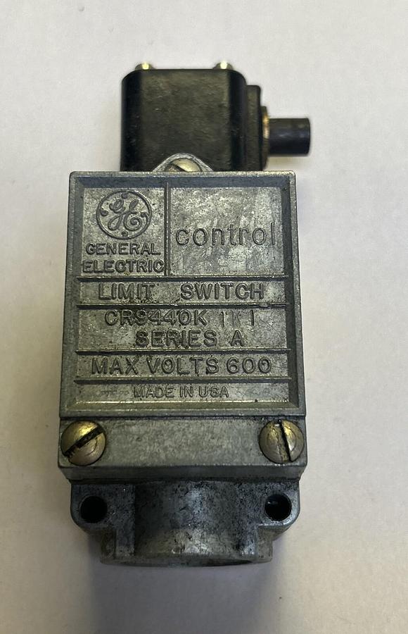 Used GENERAL ELECTRIC,CR9440K,LIMIT SWITCH