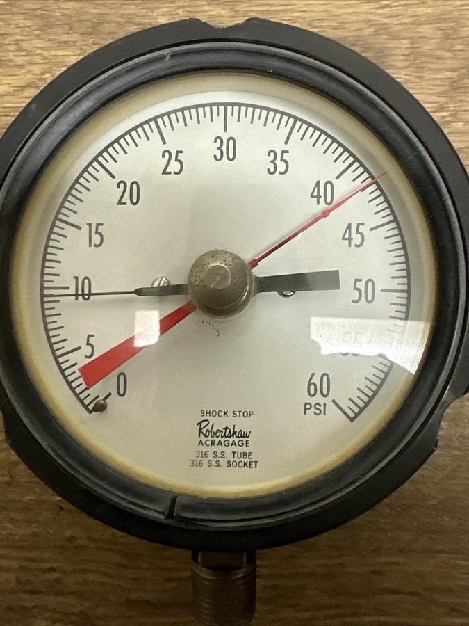 Used Robertshaw Acragage,0-60PSI,Shockstop Pressure Gauge