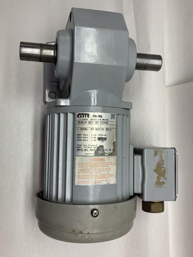 Used GTR,UH2LM-22T-30-T020A,4-Phase Induction Motor Ratio 30:1 220Vac