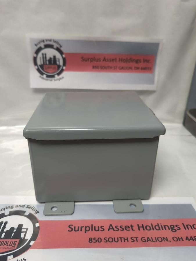 HAMMOND,141PHE,ENCLOSURE BOX 6X6X6 INCH NOS