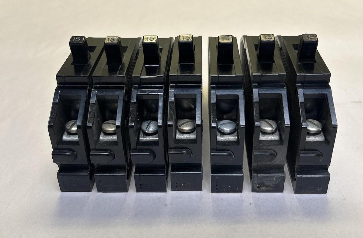 Used ZINSCO,Q115,CIRCUIT BREAKER 15A 120/240V 1P LOT OF 7
