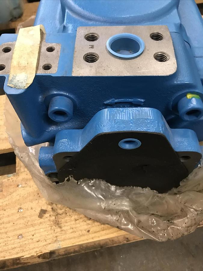 Used Vickers,PVH131,Piston Pump Refurbished PVH1310PCRCM16S10C16