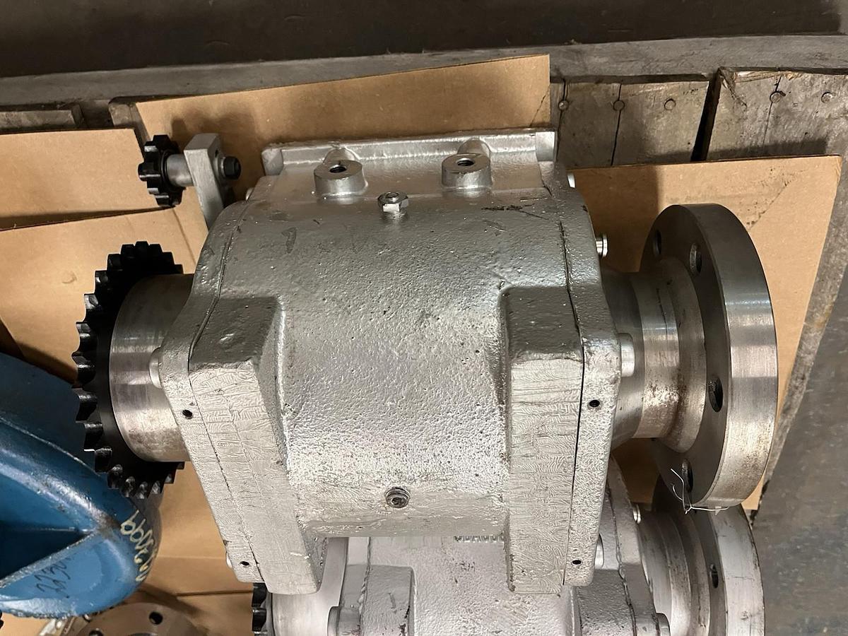 CLYDE BERGEMANN,CBA000477-A-5,LOWER HOUSING