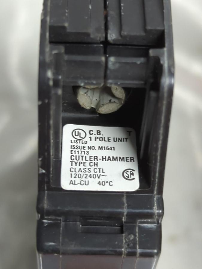 Used CUTLER HAMMER,CH130,CIRCUIT BREAKER 1-POLE 30 AMP LOT OF 2 PRE-OWNED