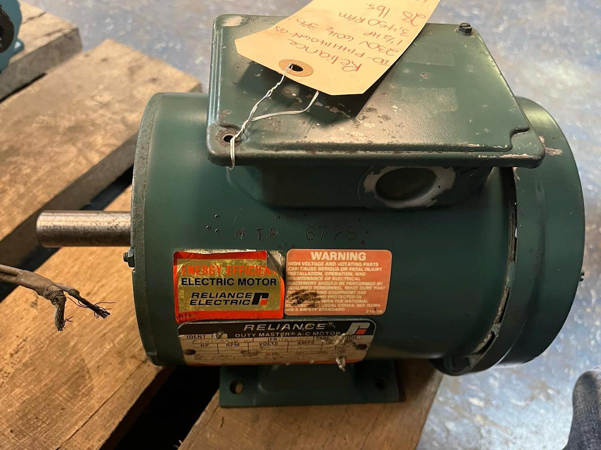 Used RELIANCE,P14H1406N-QS,AC MOTOR 1.5HP 3450RPM 3PH 145T
