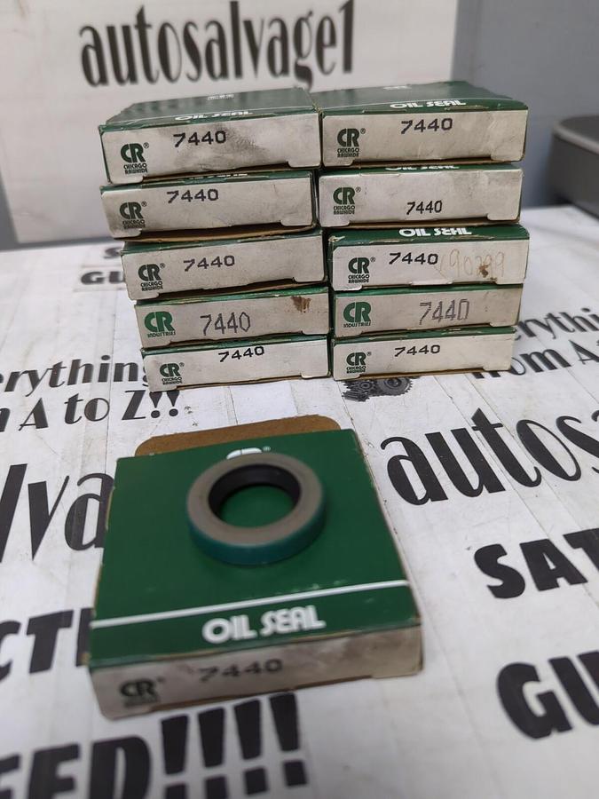 CHICAGO RAWHIDE,7440,OIL SEALS LOT OF 11 NOS