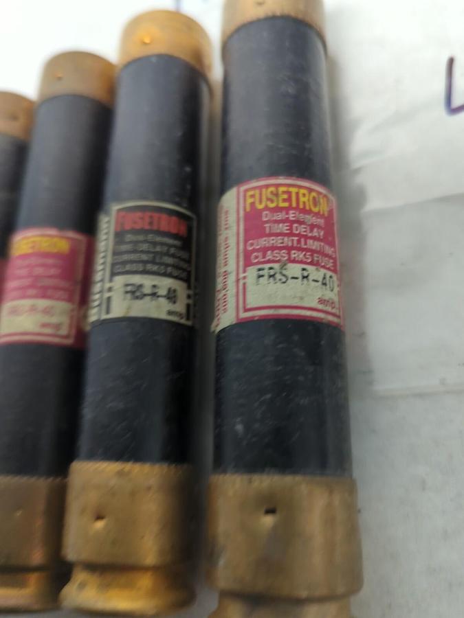 Used COOPER BUSSMANN,FRS-R-40,FUSETRON 40 AMP FUSE LOT OF 4 PRE-OWNED