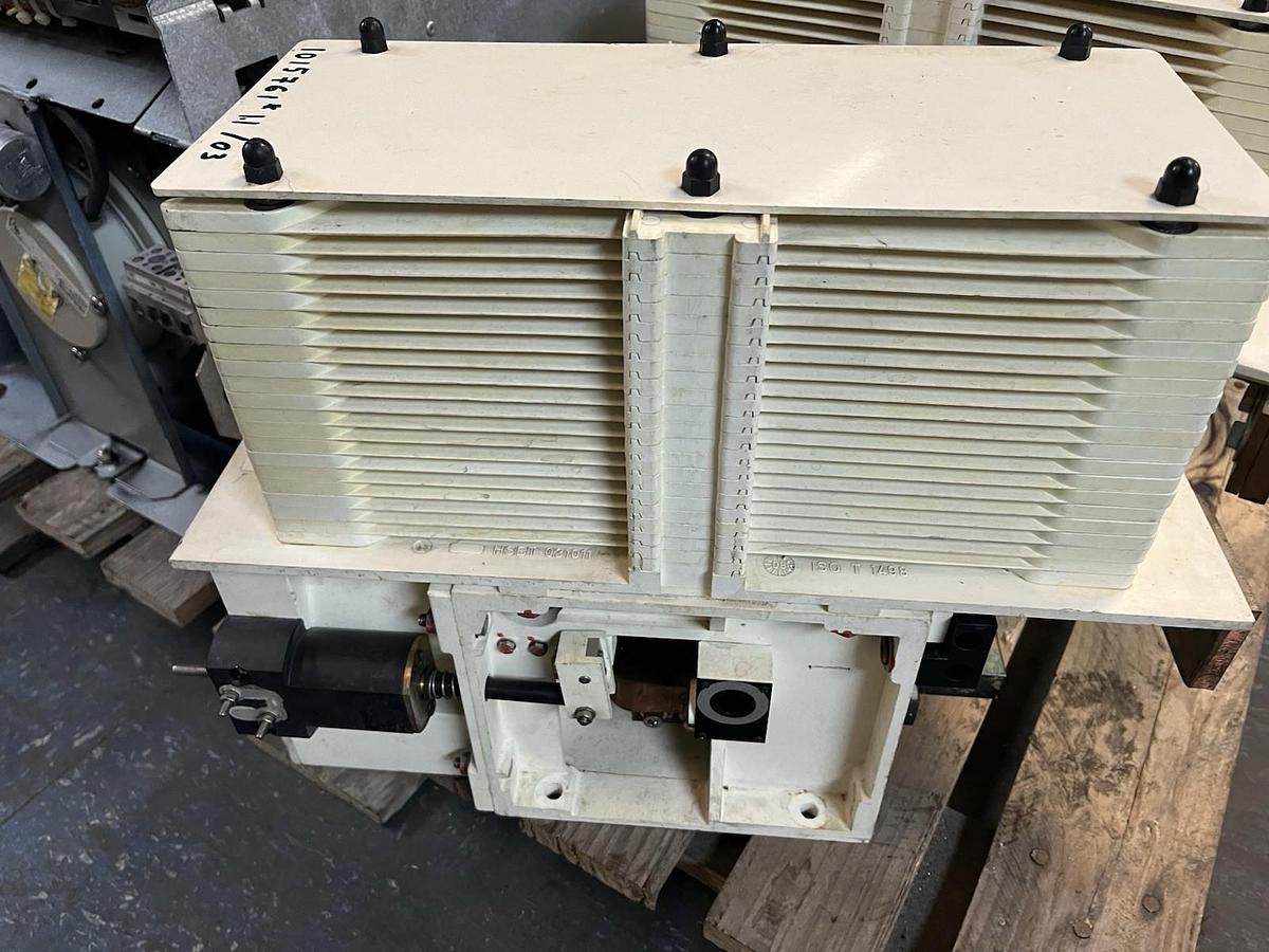 Used Secheron,UR15-41ID,DC High Speed Circuit Breaker 1500AMP 900V