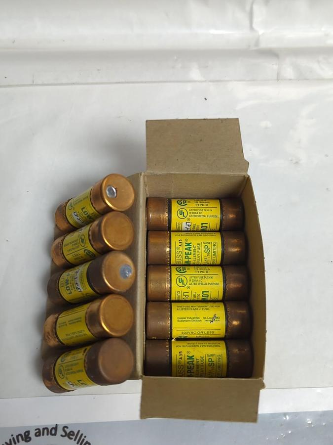 COOPER BUSSMANN,LPJ-1-8/10SP,LOW PEAK 8/10 AMP FUSES BOX OF 10 NOS