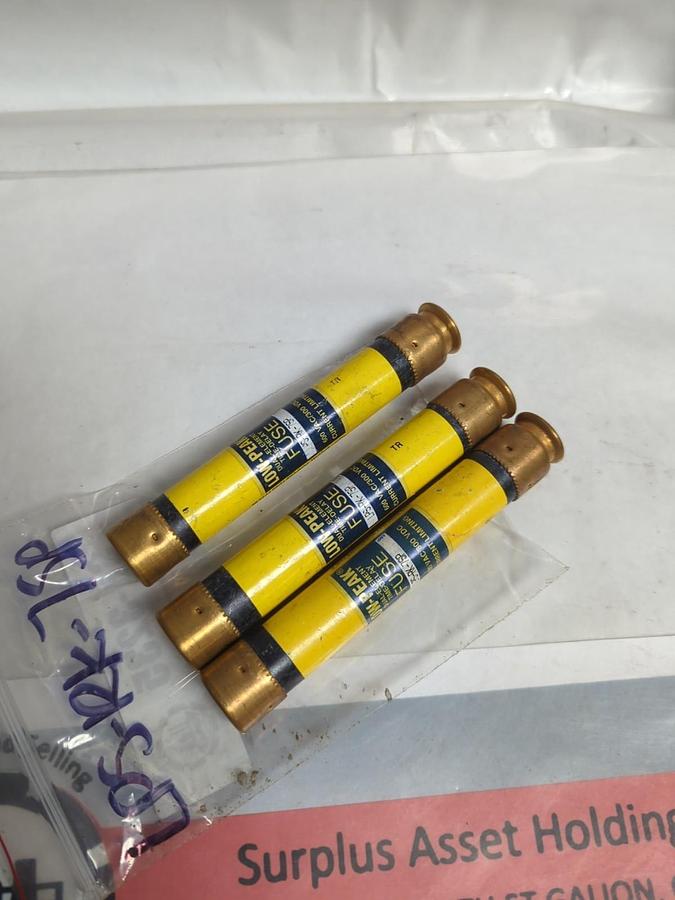 Used COOPER BUSSMANN,LPS-RK-7SP,LOW-PEAK 7 AMP FUSE LOT OF 3 PRE-OWNED