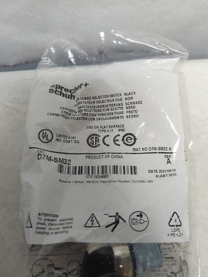 SPRECHER+SCHUH,D7MSM32,SERIES A SELOCTOR SWITCH LOT OF 4 NEW