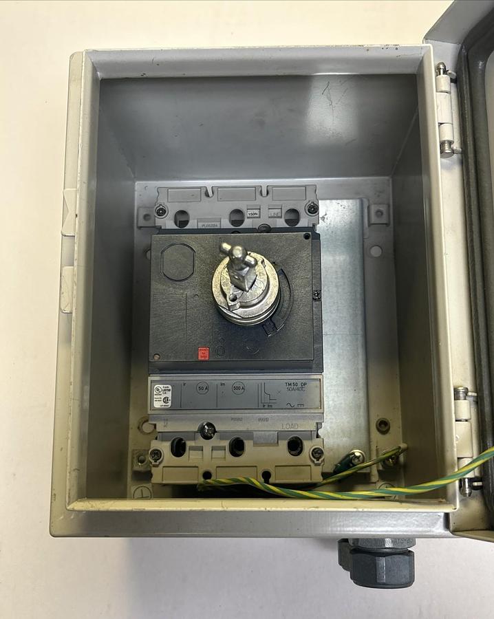 Used NTO,CL20-225U,ENCLOSURE W/ NSF150N CIRCUIT BREAKER 150A 600Y/347V