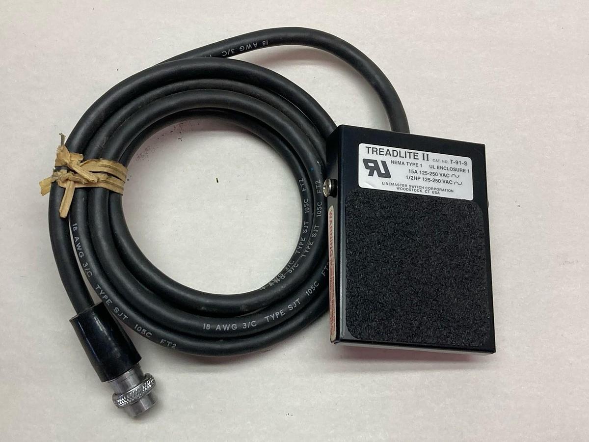 Linemaster,T-91-S,Foot Switch Treadlite II 15A 125/250VAC 1/2Hp