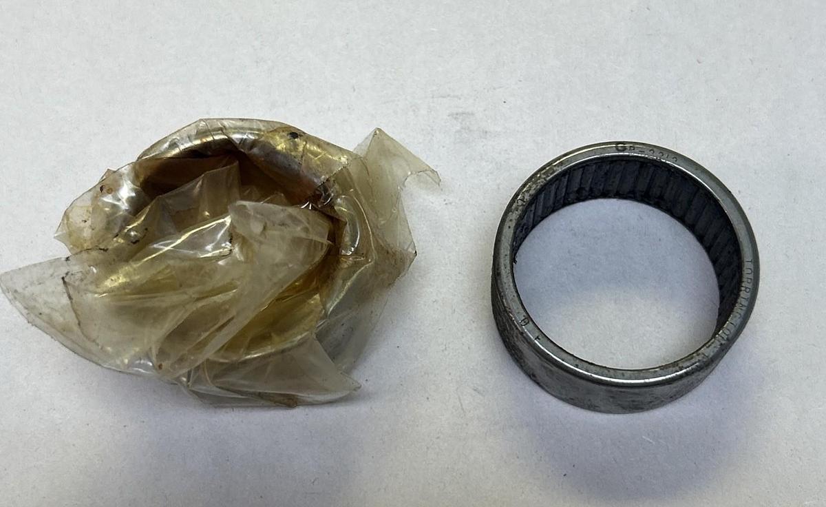 HYSTER,230282,BEARING LOT OF 2 NOS