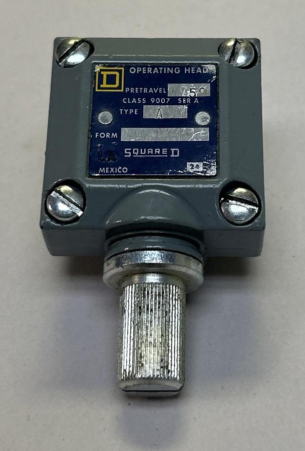 Used SQUARE D,9007A,LIMIT SWITCH HEAD