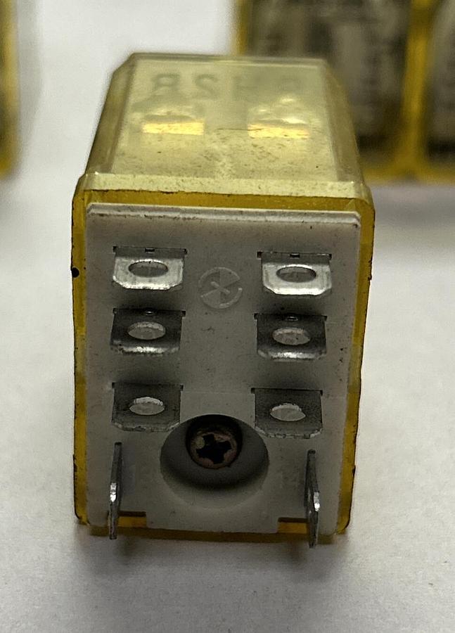 IDEC,RH2B-U,RELAY LOT OF 7 NOS