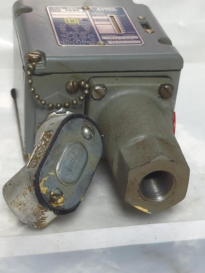 Used SQUARE D,9012ADW6,PRESSURE SWITCH PRE-OWNED