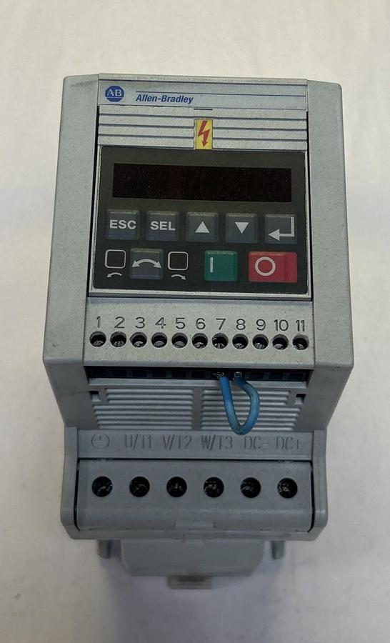 Used ALLEN BRADLEY,160-BA03NPS1P1,VARIABLE SPEED DRIVE