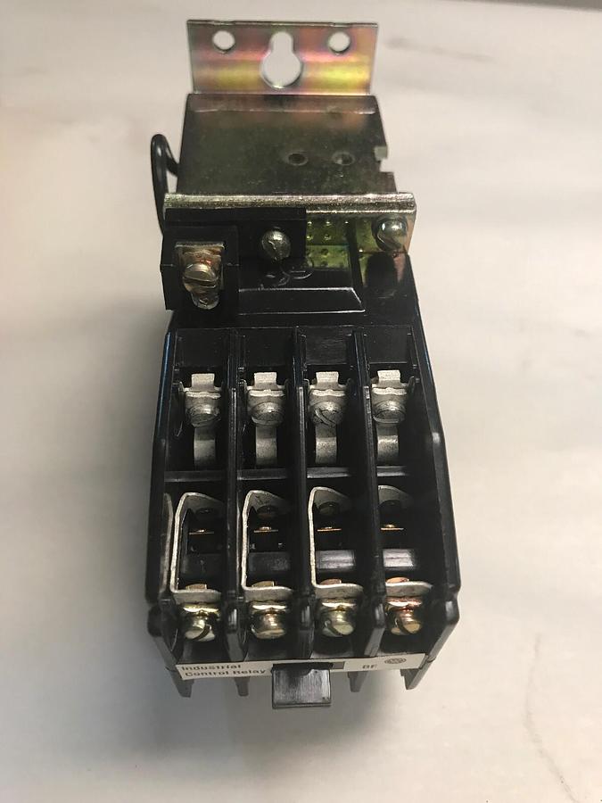 Westinghouse,BFD44T,Control Relay 300V Style 765A830G02