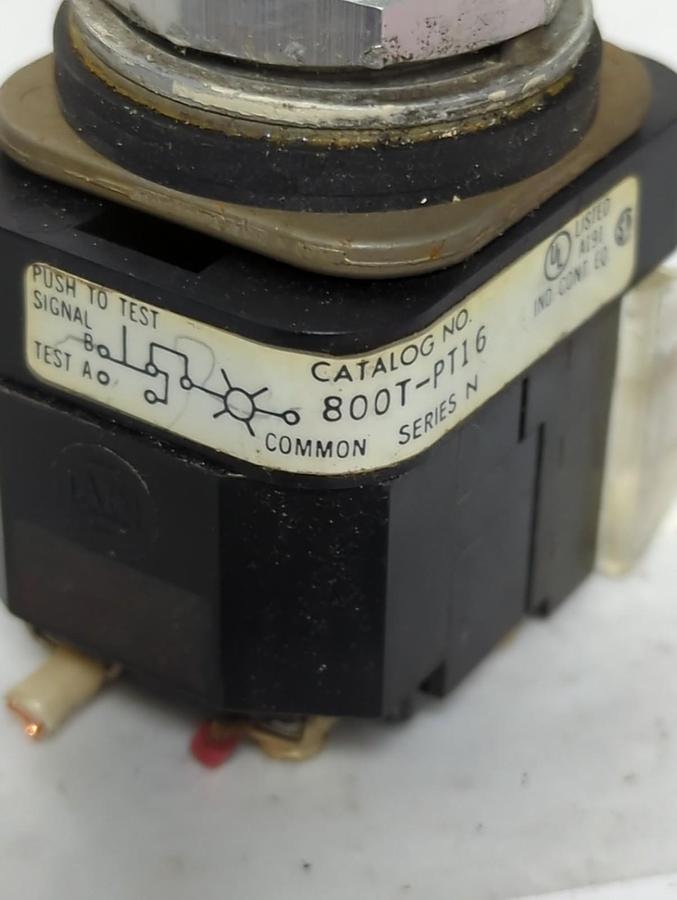 Used ALLEN BRADLEY,800T-PT16,SERIES N PUSH BUTTON AMBER PRE-OWNED