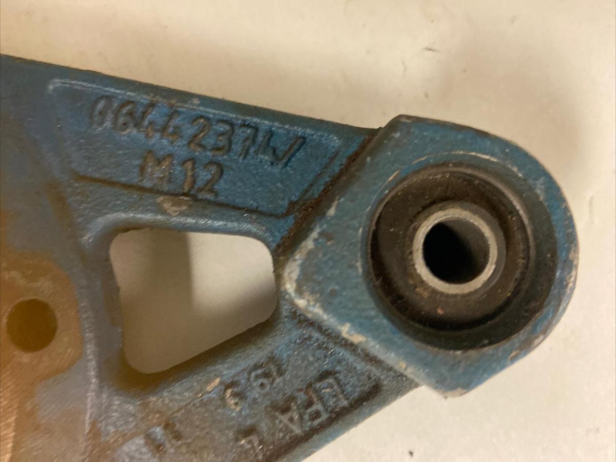 Used SEW Eurodrive,06442374/M12,Torque Arm Mounting Stabilizer