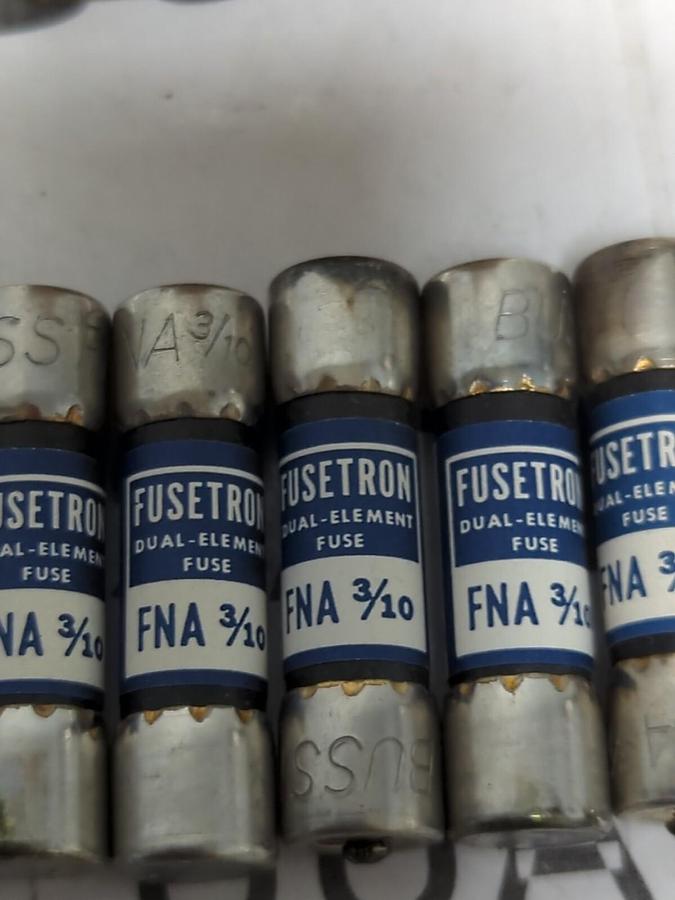 COOPER BUSSMANN,FNA-3/10,FUSETRON 3/10 AMP FUSES BOX OF 10 NEW