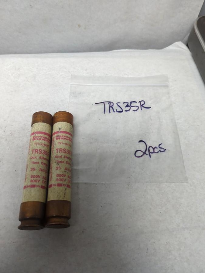 Used FERRAZ SHAWMUT,TRS35R,TRI-ONIC 35 AMP FUSE LOT OF 2 PRE-OWNED
