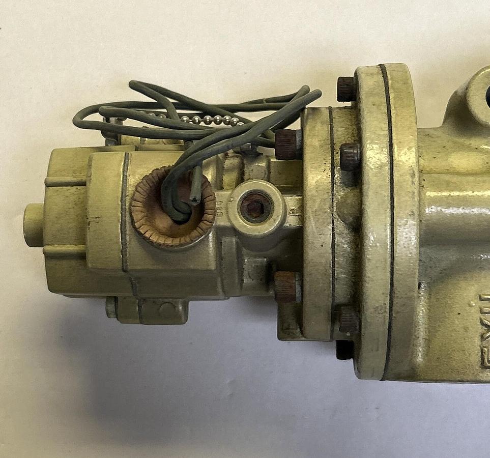 Used NORGREN,D1035B,SOLENOID VALVE