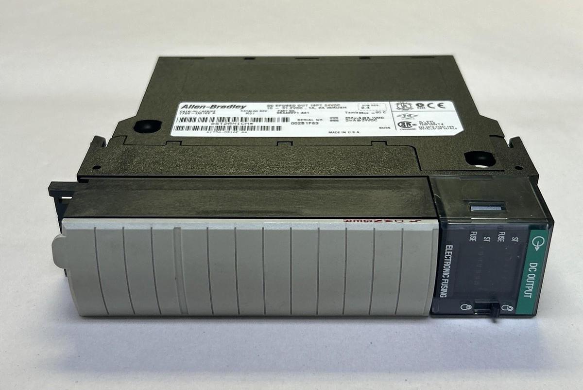 Used ALLEN BRADLEY,1756-OB16E,OUTPUT MODULE