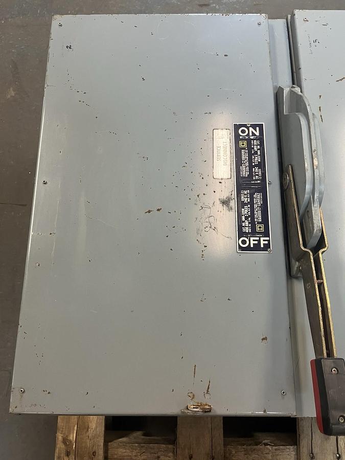 Used SQUARE D,QMB-325W,FUSIBLE PANEL SWITCH 3P 400A 240V