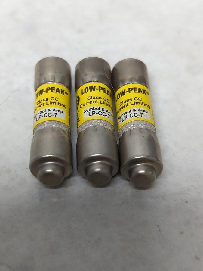 COOPER BUSSMANN,LP-CC-7,LOW-PEAK 7 AMP FUSE LOT OF 3 NOS