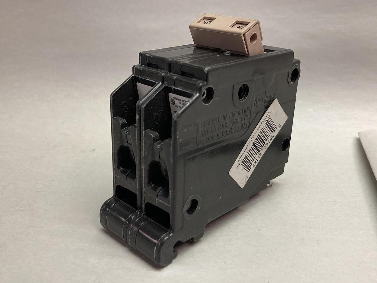 Used Cutler-Hammer,M1541 Type CH,2-Pole Circuit Breaker 120/240V