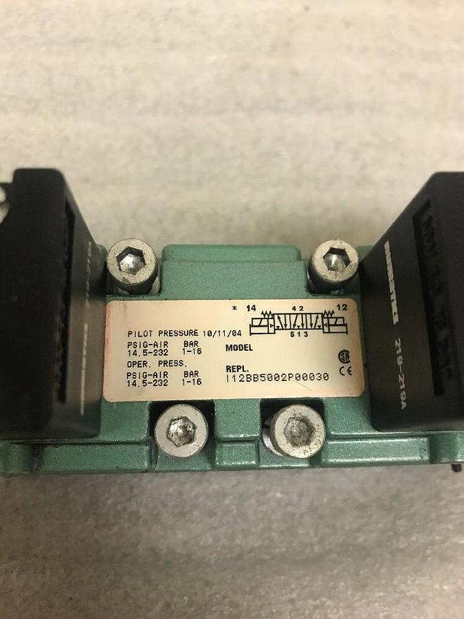 Used NUMATICS,I12BB5002P00030,SOLENOID VALVE