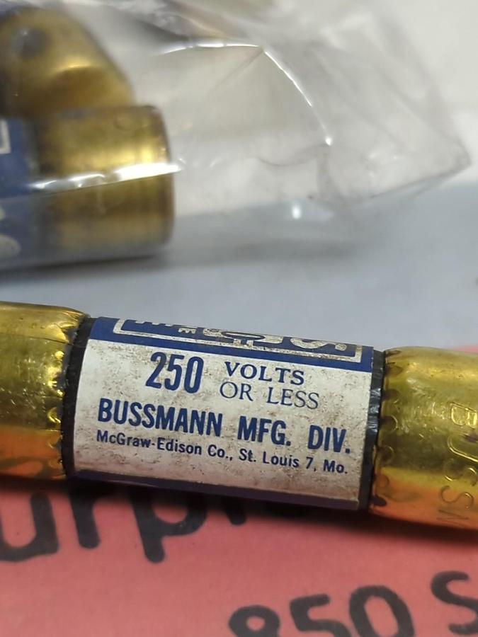 Used COOPER BUSSMANN,NON-10,ONE-TIME FUSE 10 AMP LOT OF 49 PRE-OWNED