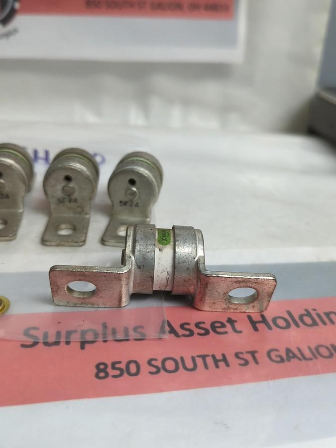 Used KYOSAN,25SH140,CLEARUP FUSE LOT OF 6 PRE-OWNED