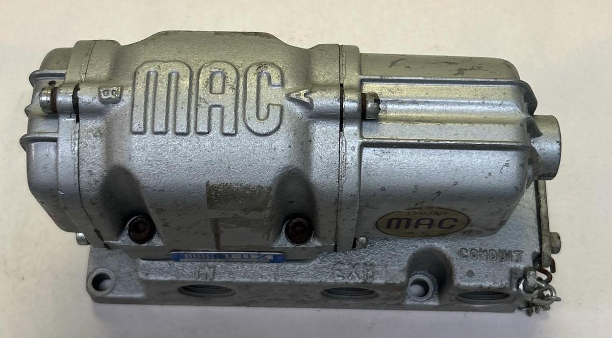 Used MAC VALVES,321E-01-21,VALVE
