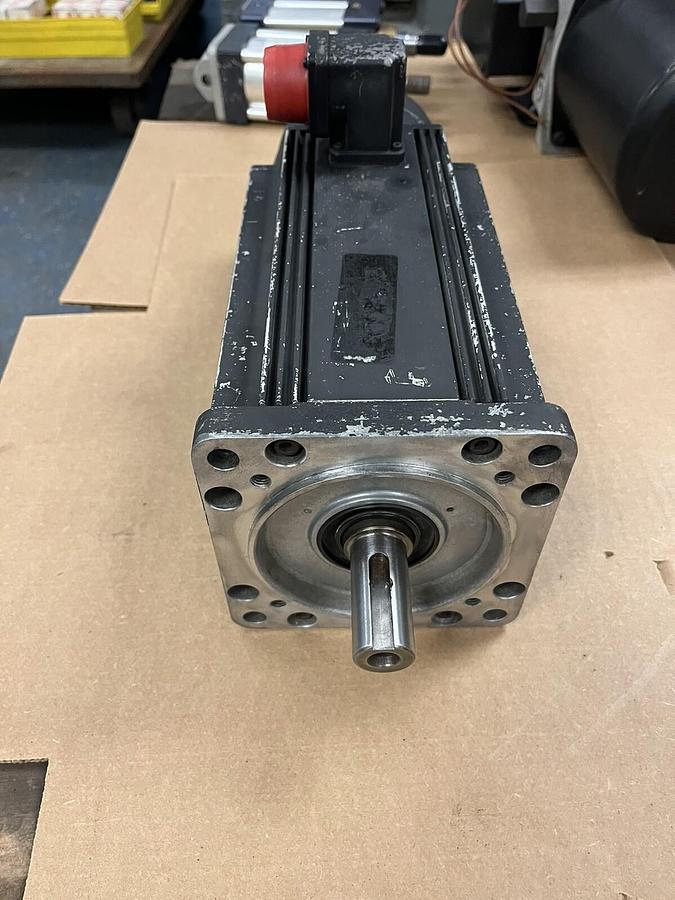 Used INDRAMAT,11223851,MAC090B-0-PD-3-C/110-A-0/S001 PERMANENT MAGNET SERVO MOTOR