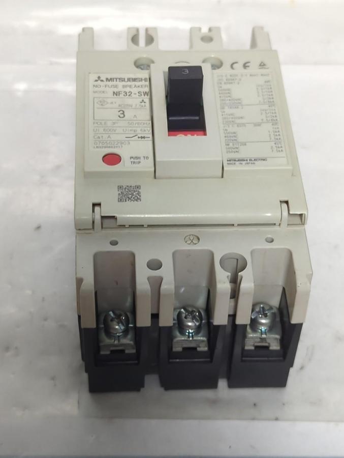 Used MITSUBISHI,NF32-SW,CIRCUIT BREAKER 3 AMP 3-POLE PRE-OWNED