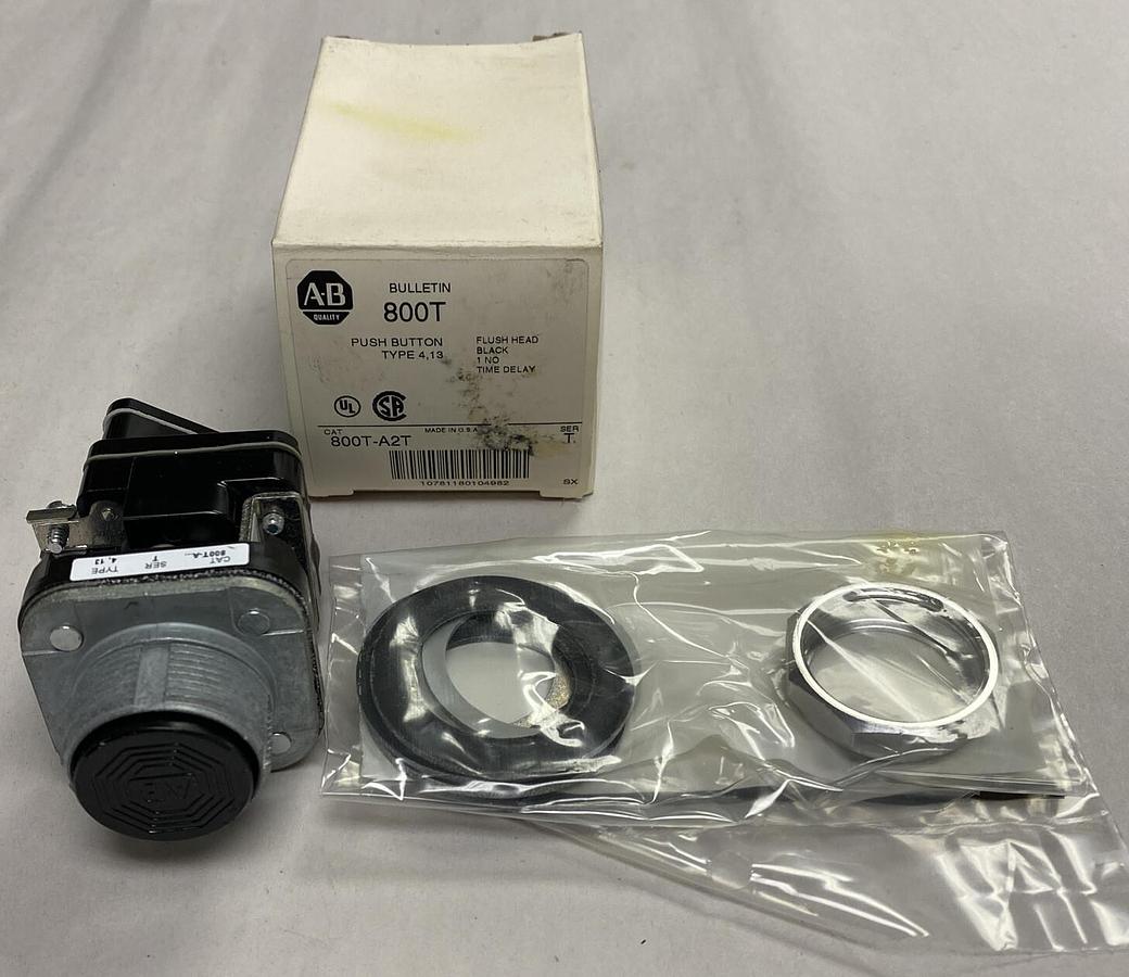 ALLEN BRADLEY,800T-A2T,PUSH BUTTON FLUSH HEAD BLACK NOS