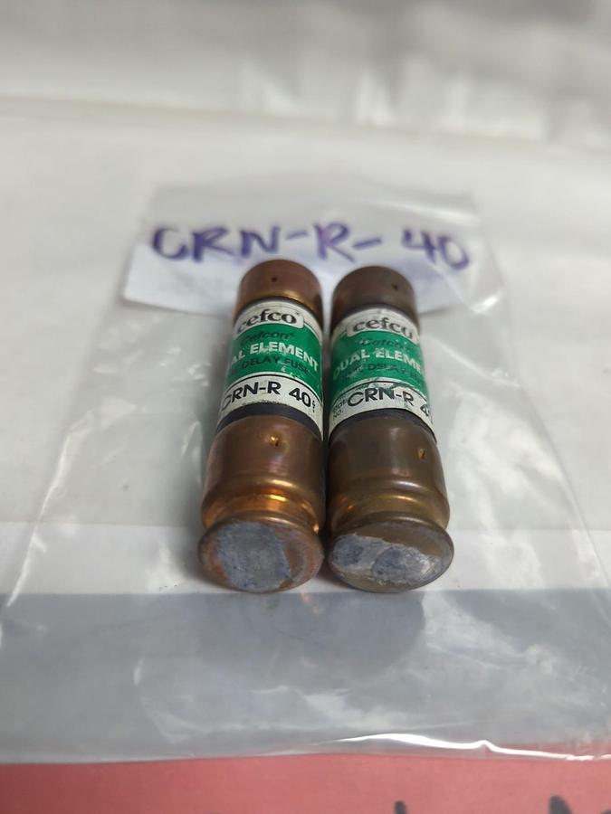 Used CEFCO,CRN-R-40,DUAL ELEMENT 40 AMP FUSE LOT OF 2 PRE-OWNED