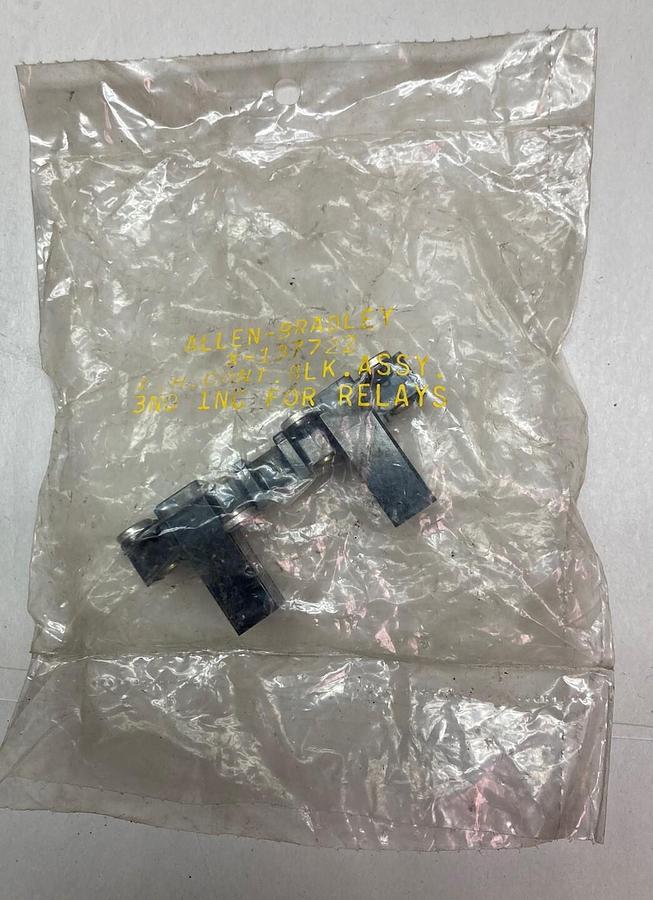 Used Allen Bradley,X-137722,Contact Block Relay