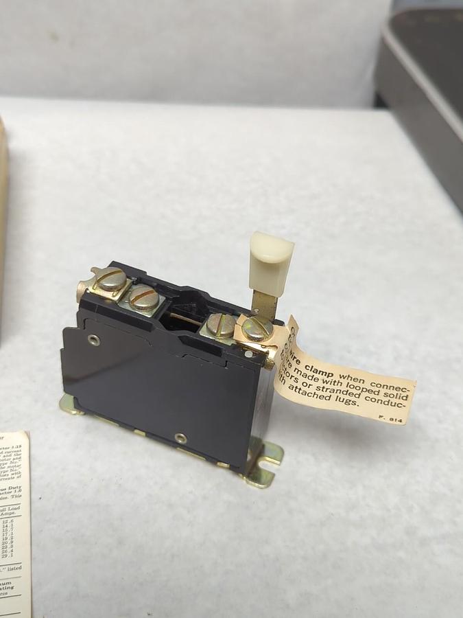 ALLEN-BRADLEY,815-BOV4,OVERLOAD RELAY SIZE 00-01 NOS