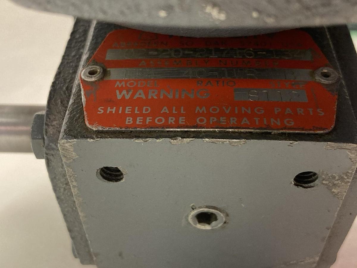 Hub City,02-20-21716-134,Gear Box Model 134 Ratio 40:1 Style B