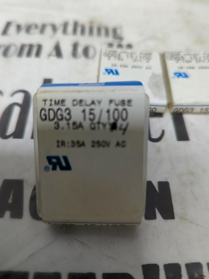 GOULD SHAWMUT,GDG3-15/100,TIME DELAY MINIATURE FUSE 3.15A 250 VAC LOT OF 24 NOS