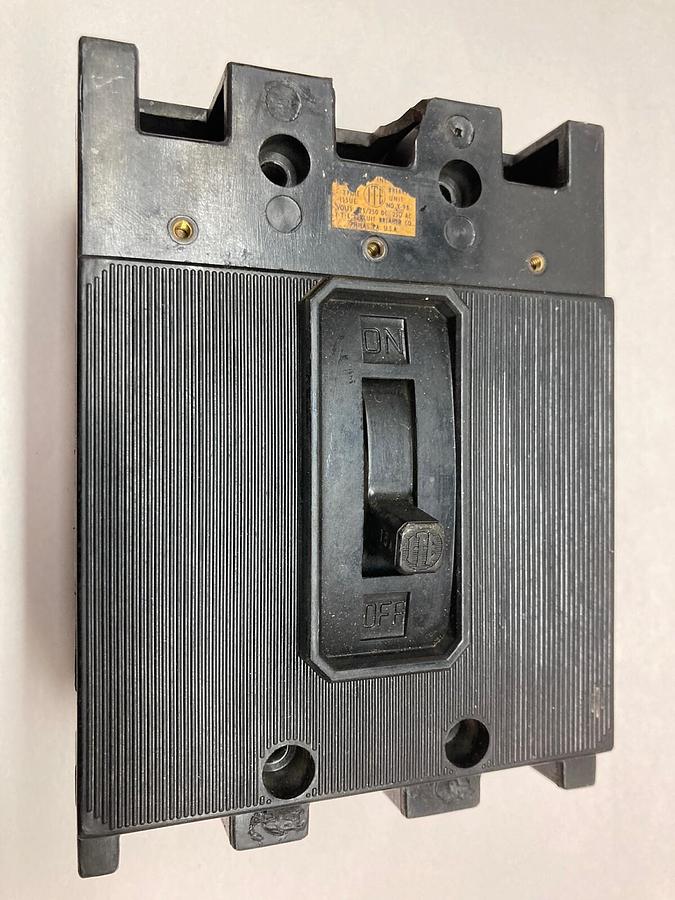 Used ITE,Type ET 1191,3-Pole Circuit Breaker 250VAC 225/250VDC