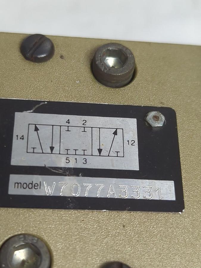 Used ROSS,W7077A3331,SOLENOID VALVE BAR 1-10 PRE-OWNED